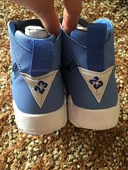 AIR Jordan 7 Retro Pantone 304775-400 - 4