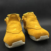 Air Jordan 18 Yellow Suede  - 4