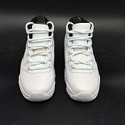 Air Jordan 11 Owl OVO - 3