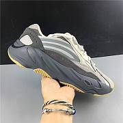 Yeezy Boost 700 VANTA FU6684 - 2