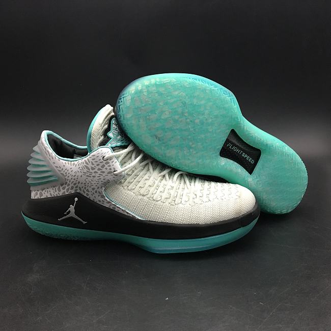 Air Jordan 32 Low 'Guo Ailun' PE AH3347-101 - 1