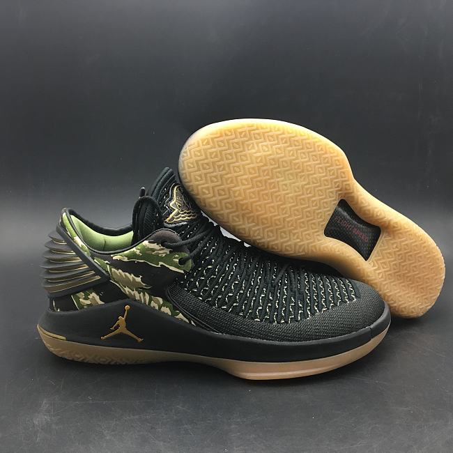 Air Jordan 32 Low PF 'Camo' AH3347 -021  - 1