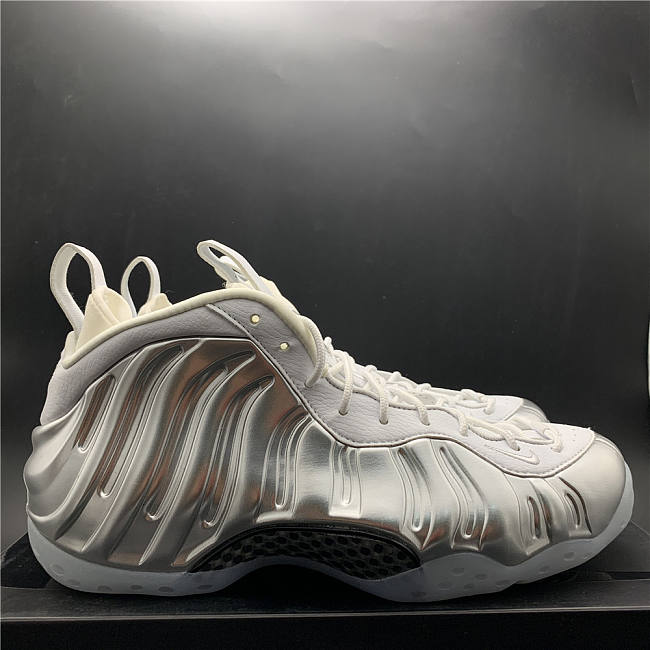 Nike Air Foamposite One Chrome White AA3963-100 - 1