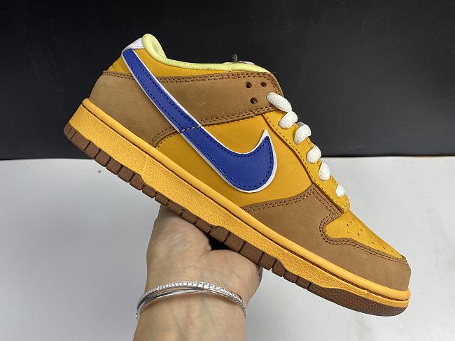 Nike SB Dunk Low Newcastle Brown Ale 313170-741  - 1