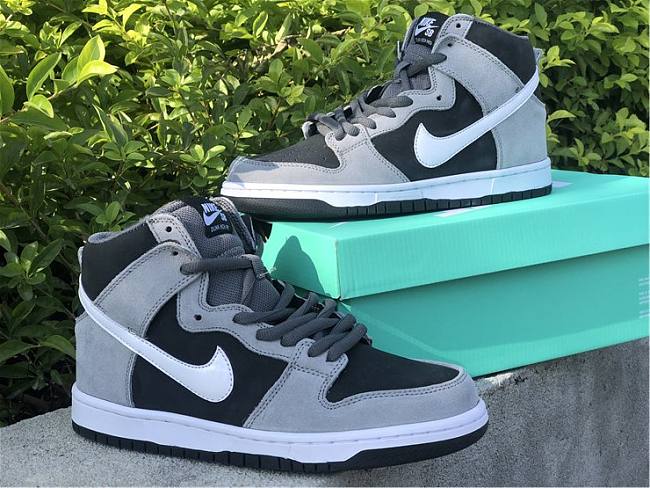 Nike SB Dunk High Pro 'Dark Grey' 854851 010 - 1