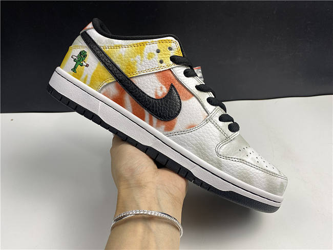 Nike SB Dunk Low Raygun Tie-Dye White BQ6832-101  - 1