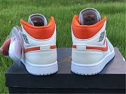 Air Jordan 1 Mid Starfish Pure Platinum CW7591-100  - 3