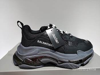 Balenciaga Triple S Clear Sole Trainers Black 544351W09O11000