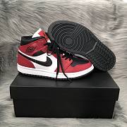 Air Jordan 1 Mid Chicago Toe 554724-069 - 3