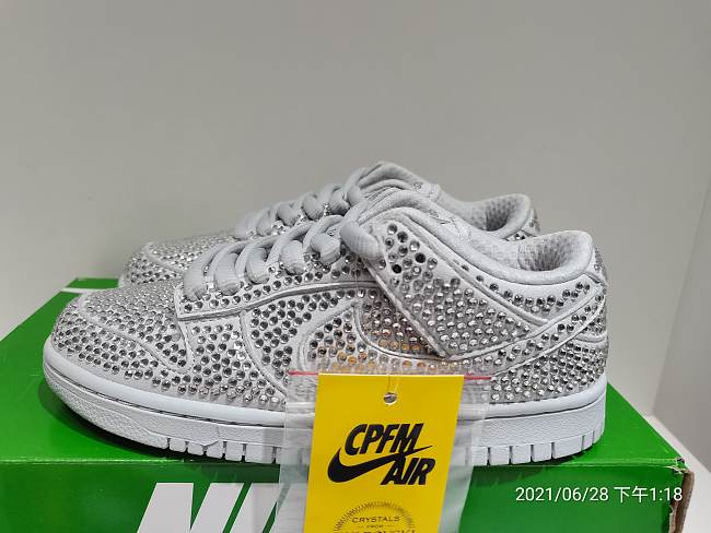 Nike Dunk Low Cactus Plant Flea Market Pure Platinum CZ2670-001 - 1