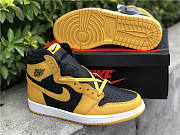 Air Jordan 1 Retro High Pollen 555088-701 - 5