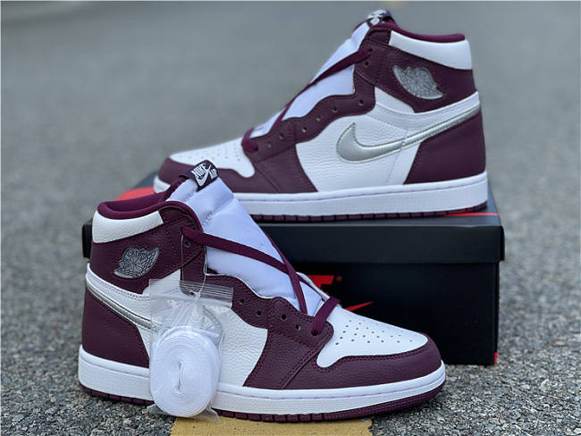Air Jordan 1 High OGâ Bordeauxâ 555088-611 - tipify.ru