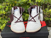 Air Jordan 1 High OG  Ma Maniere DO7097-100  - 3