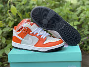 SB DUNK LOW - 5