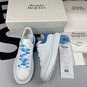 Alexander McQueen Oversized White Blue 553680WHVI59000 - 3