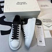 Alexander McQueen Oversized Black White Scales 553680WHTQ81000 - 3