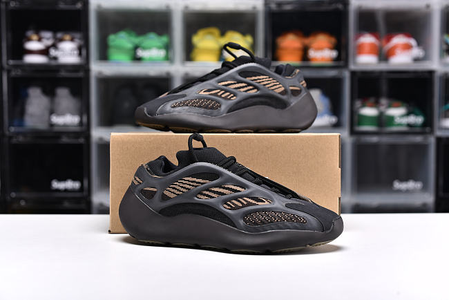 Adidas Yeezy 700 V3 Clay Brown GY0189 - 1