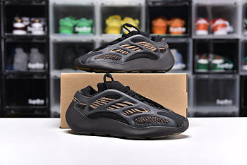 Adidas Yeezy 700 V3 Clay Brown GY0189