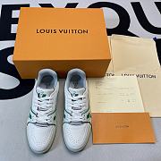 Louis Vuitton LV Trainer Sneaker Low White Green 1A54HS - 2