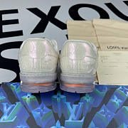 Louis Vuitton Trainer White Transparent 1A98X9 - 5