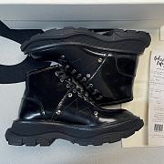 Alexander McQueen Tread Lace Up Boot Black 595469WHQSG1081 - 5