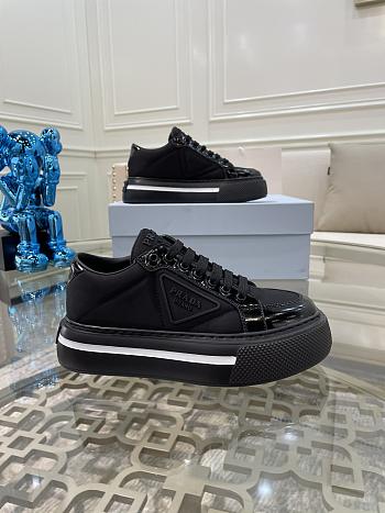 PRADA Milano  Low Top Black