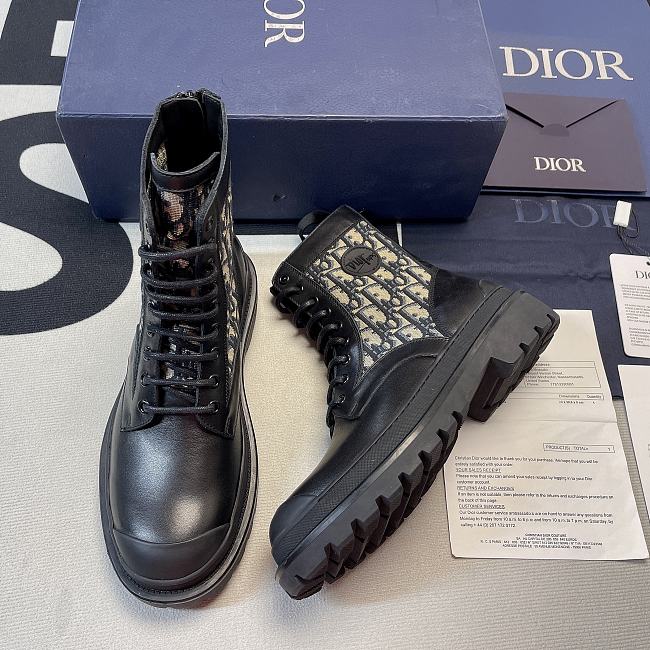 DIOR BOOTS  HIGH TOP - 1