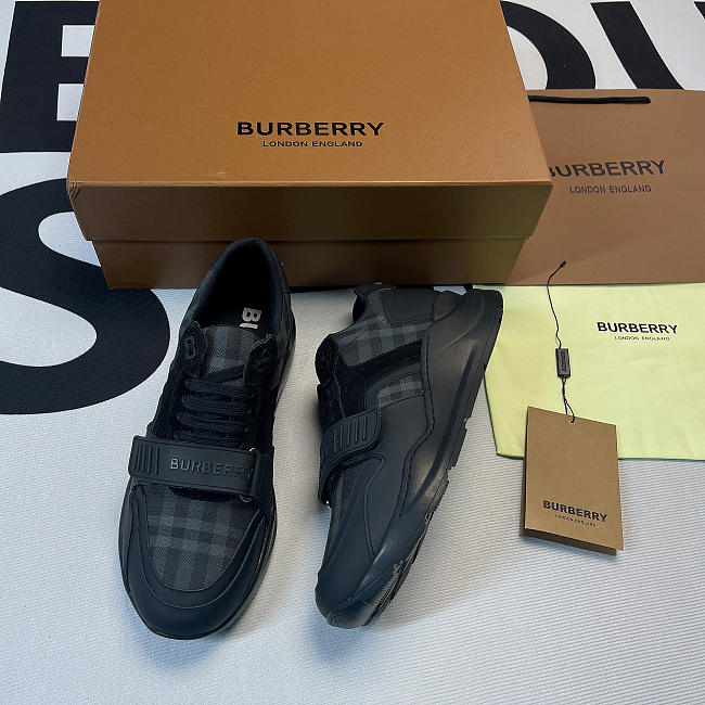 Burberry Vintage Check Cotton Black  - 1