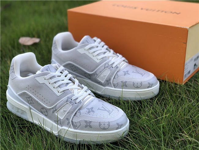 Louis Vuitton LV Trainer Sneaker Low White  - 1