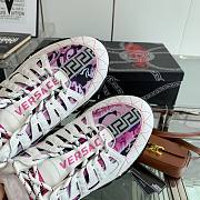 Versace Chain Reaction White Pink - 3