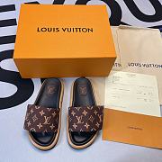 LV Slippers  - 1