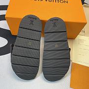 LV Slippers  - 3