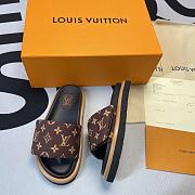 LV Slippers  - 4