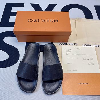 LV Sandal 06