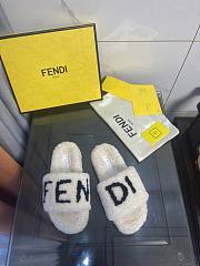 FENDI Shearling Slides White - 4