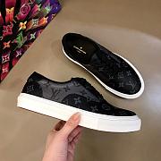 LV Ollie Trocadero Laces Sneaker Black  - 1