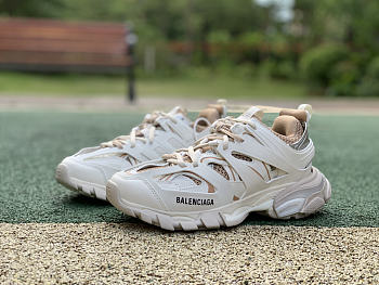 Balencaga track 3.0 cream white