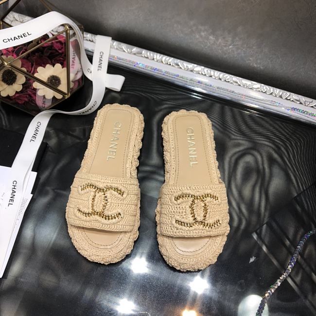 Chanel Lady Sandals Logo Beige - 1