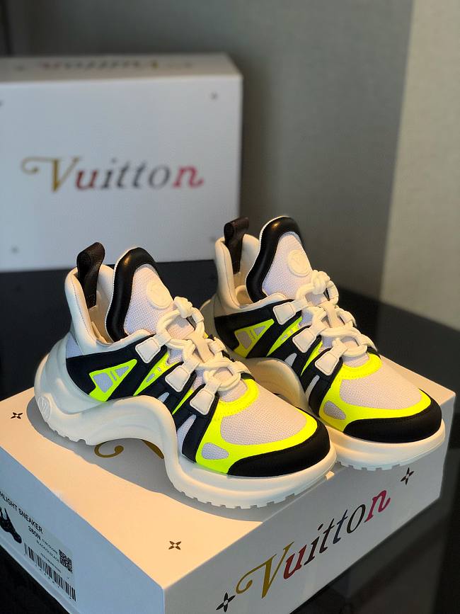 Louis Vuitton Archlight Trainer Yellow 1A4X6V - 1