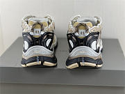 Balenciaga Runner Beige Black White  677403W3RB39891 - 2