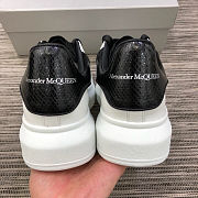 Alexander McQueen Oversized White Black - 5