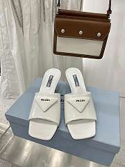 Brushed leather heeled white slides 1XX590_055_F0009_F_065 - 5