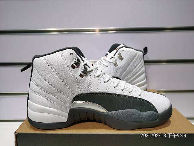 AIR Jordan 12 Retro White Dark Grey (GS) 153265-160 - 1