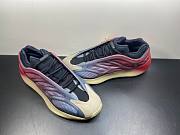 adidas Yeezy 700 V3 Fade Carbon GW1814 - 2