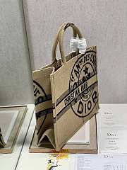 DIOR | Medium Book Tote Beige Jute Canvas Embroidered With Union Motif  - 5