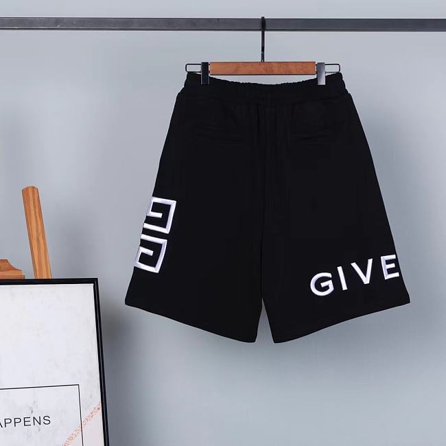 Givenchy Embroidered Logo Casual Shorts Spring/Summer New 02 - 1