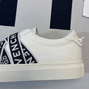 Givenchy Urban Street Low-Top Sneakers  - 5