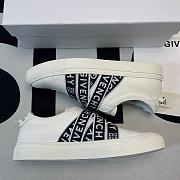 Givenchy Urban Street Low-Top Sneakers  - 3