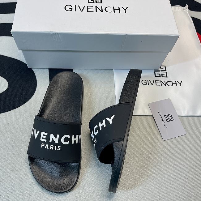 Givenchy Paris Flat Sandals Black White BH300HH0EP-001 - tipify.ru