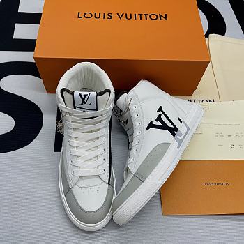 Louis Vuitton Rivoli Sneaker White Logo 